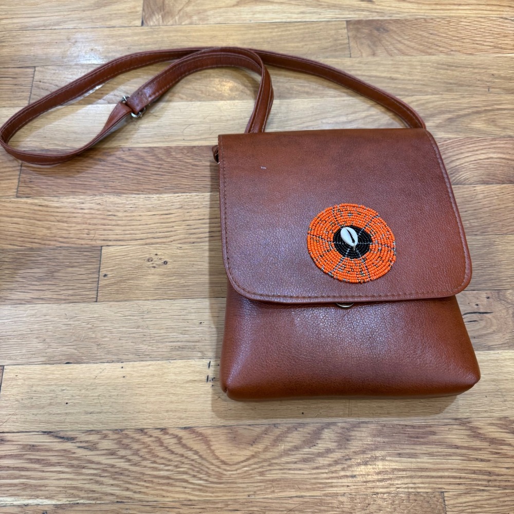 Brown Faux Leather Crossbody Bag Beaded Cowrie Shell Medallion Boho Small Purse